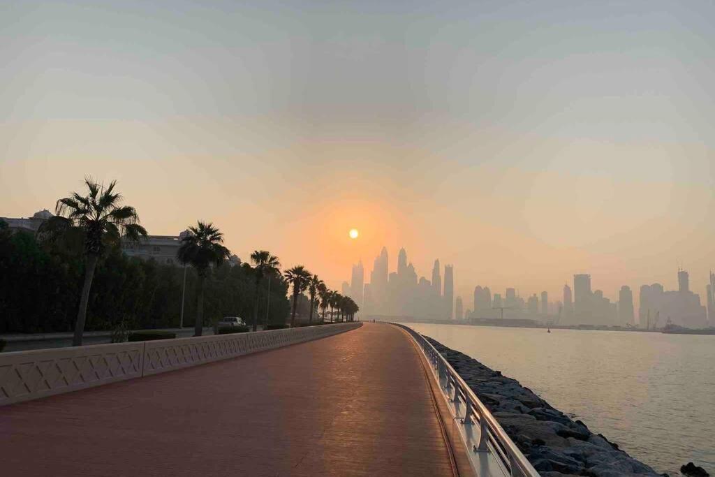 Balqis Residense Palm Jumeirah,Pool, Beach, Top Floor, Full Sea View, Restaurants Dubai Bagian luar foto